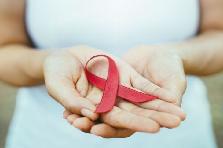 HIV: le donne sono più “fragili” di fronte all’attacco del virus
