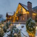 6 chalet da sogno in mezzo a neve e montagne