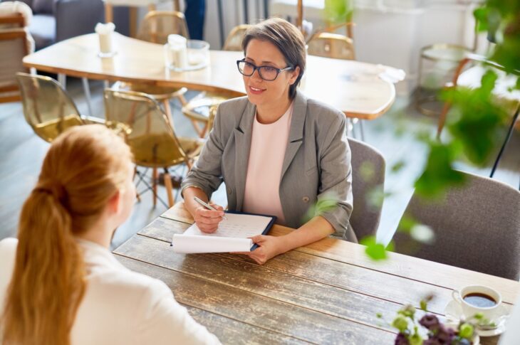 I Segnali di Allarme nei Colloqui di Lavoro (se stai assumendo o se cerchi lavoro)