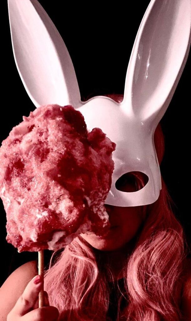 Sugar Mask, la rapper che mescola dolcezza e forza, torna con un nuovo singolo