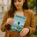 Libro della settimana: Emma di Ruggero Luzi - il primo amore, le prime crepe, e quella voce che ci ricorda chi siamo state