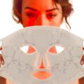 Maschere LED per il viso: rivoluzione beauty o solo moda? Ecco cosa devi sapere