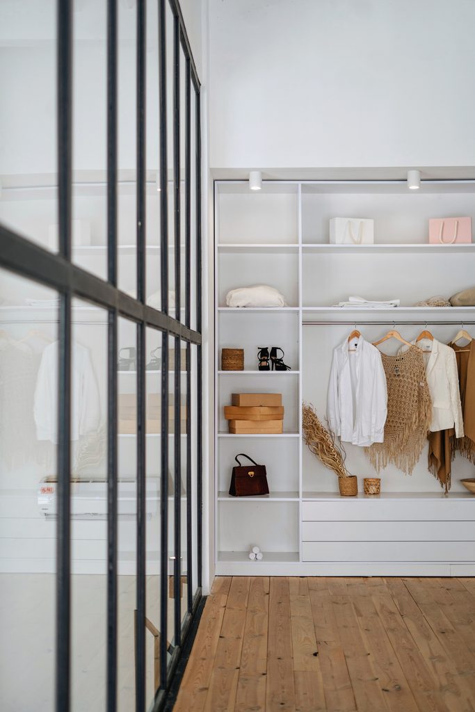 Mettere ordine in casa non significa semplicemente avere stanze più belle o armadi più organizzati